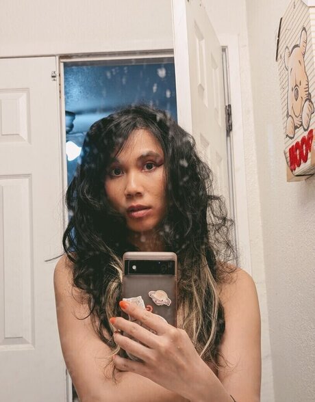 Bessy Q model hd photos