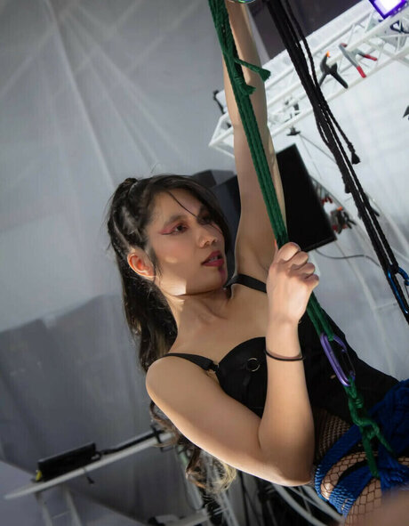 Bessy Q nice model pic