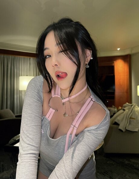 Hanavocado star xxx image