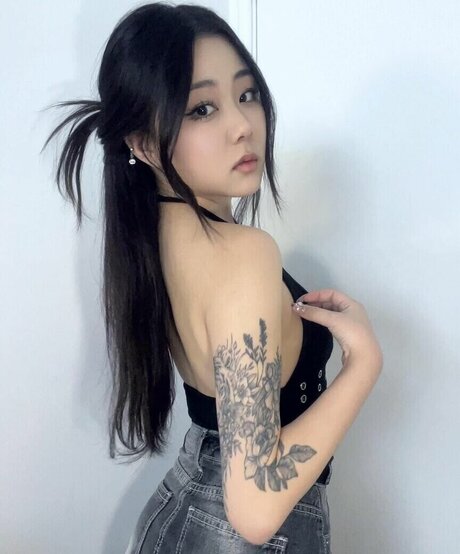 Hanavocado art actress picture