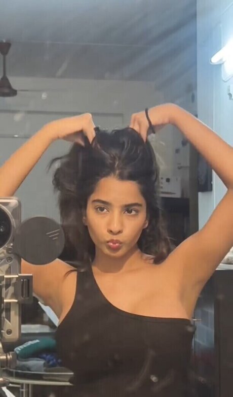 Aurora Sinclair erotic actress archive