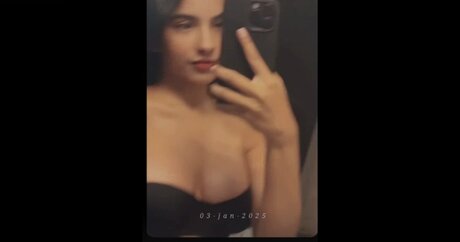 Aurora Sinclair hd model pics