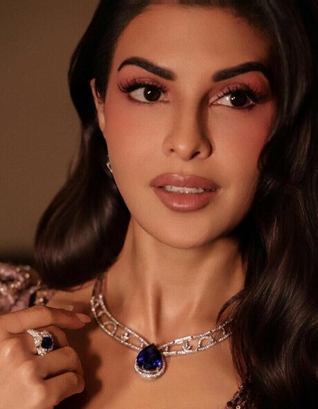 Jacqueline Fernandez hot pornstar archive