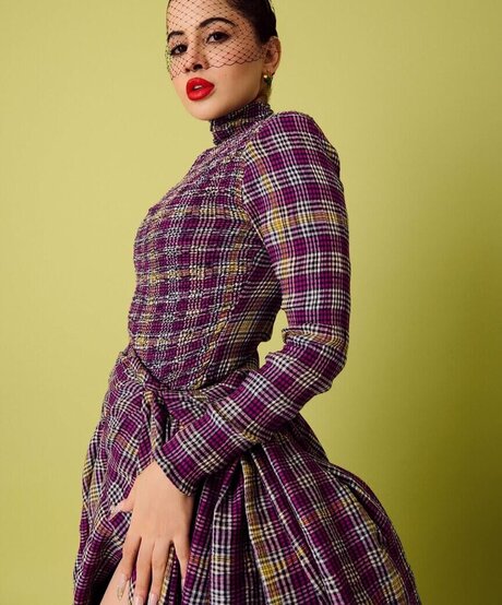 Urfi Javed star nice gallery