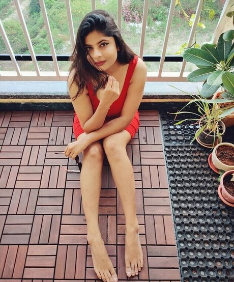 Tulika Snehil beautiful actress photos