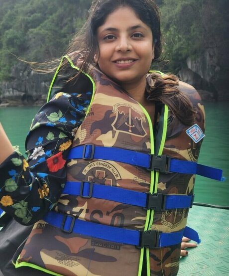 Tulika Snehil top actress pic