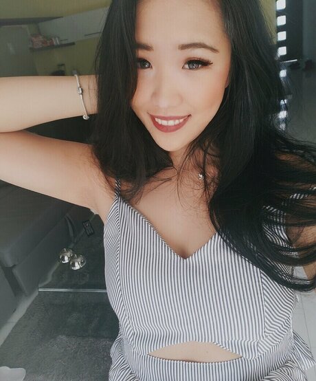 kambriachaerose star naked img