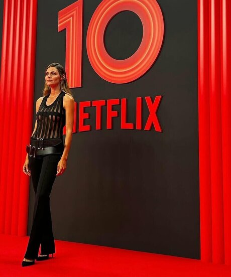 Amaia Salamanca Ur zar model beautiful pictures