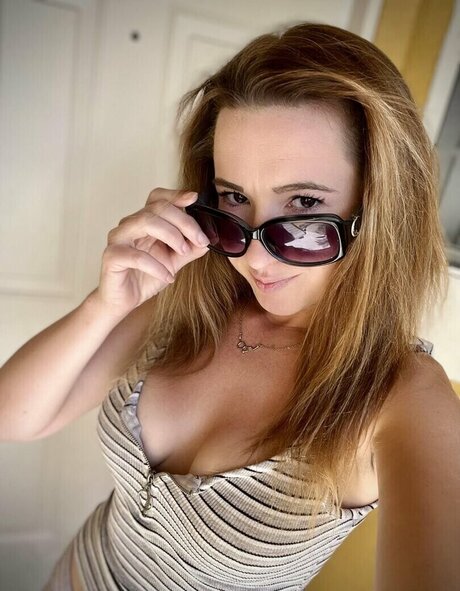 Sharon Kimberly star top images