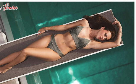 Izabela Ion adult model photo