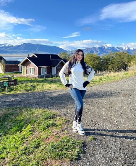 sugar teacher model top pic