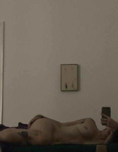 Linda Blair art model photos