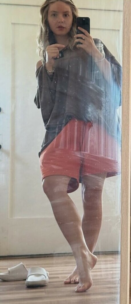 Dora Jar pornographic model photo