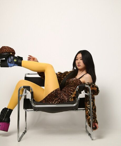 Lo3tus erotic model photo