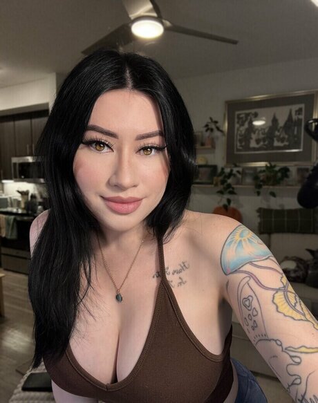 SamanthaKronos model images