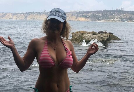 Storage Wars star img