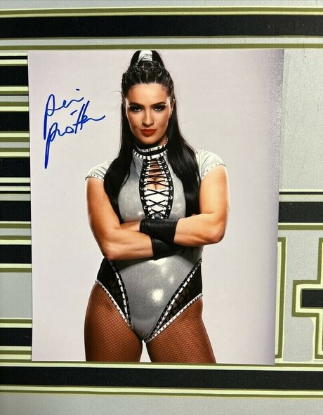 Persia Pirotta model nudes images