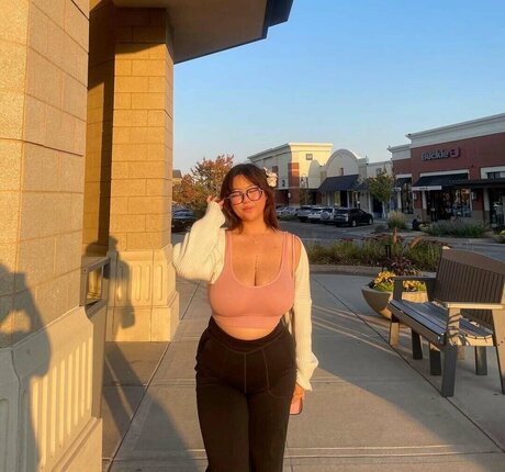 keziahmoua porn actress images