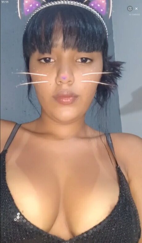 SandraBezerraCast xxx pornstar gallery