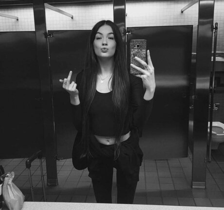 nic2hardo pornstar best images