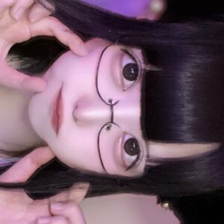 Chudoku Hera star sexy pics