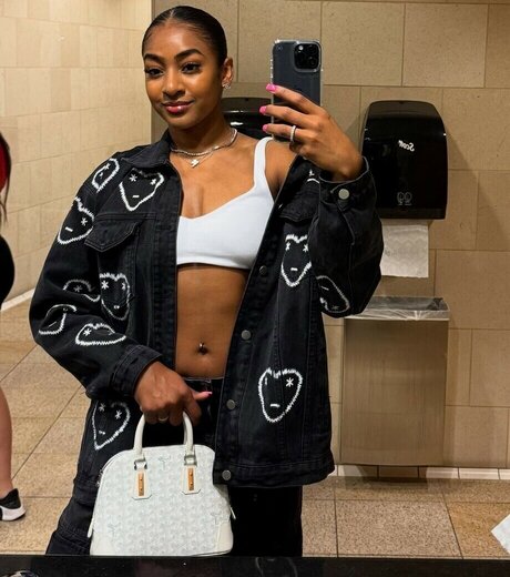 Deja Kelly beautiful model pics