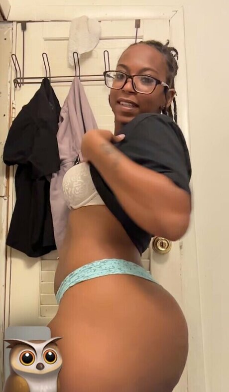 Iluvmydaddi sex actress pic