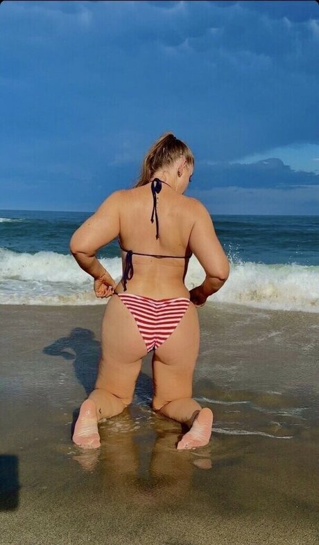 Crystal Quin pretty pornstar images