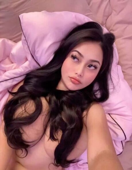 noonzspt pornstar naked pic