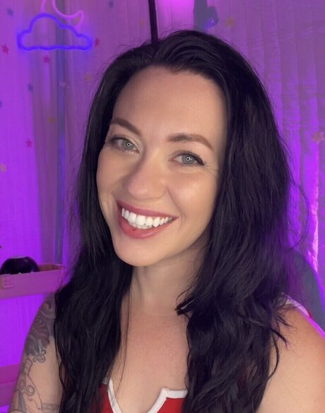 Tawny Platis pornstar free photos