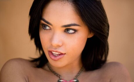 Selena Santana top star image