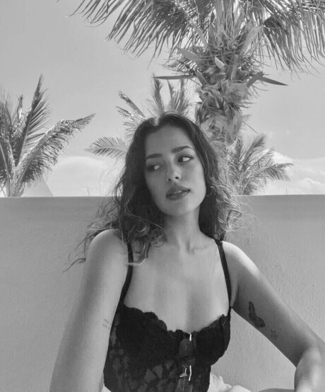 Camila Erika Montengro Rubina xxx model pic