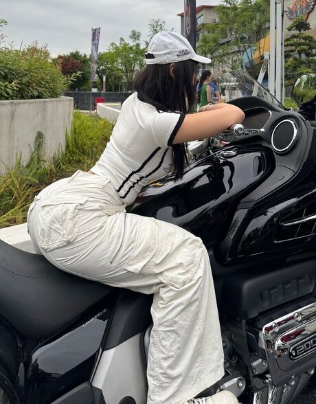 Alibaby131 erotic star gallery