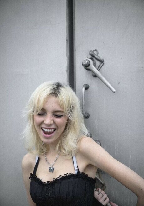 Sophie Powers free actress image