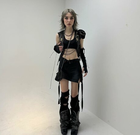 Sophie Powers perfect model pic