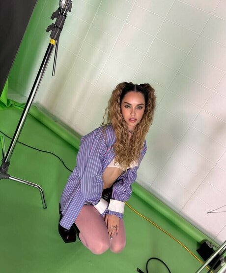 Daniela Avanzini model erotic picture