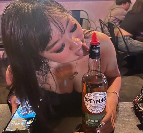 curvy girl onlyfans top pictures