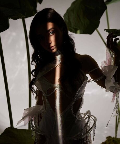 Leytink sexy actress gallery