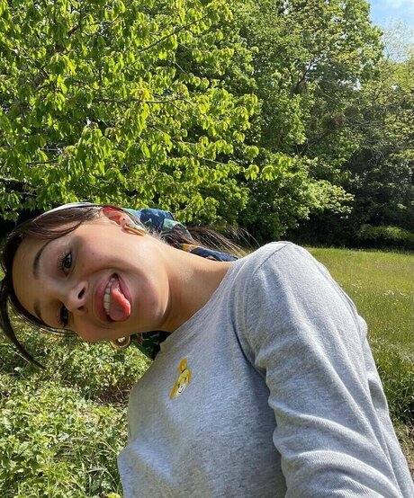 elise cm art actress photos