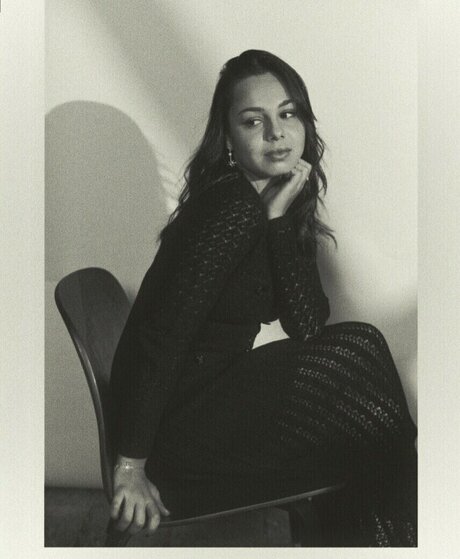 elise cm model nude pics