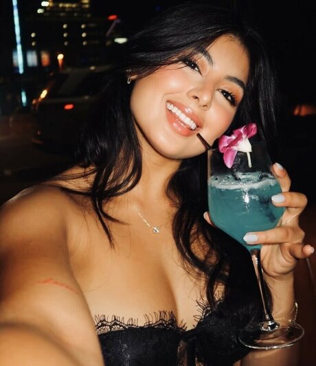 Valeria Guerra pornographic model pictures