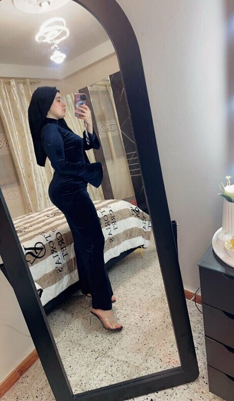 Dounia Stayfia pornstar best img