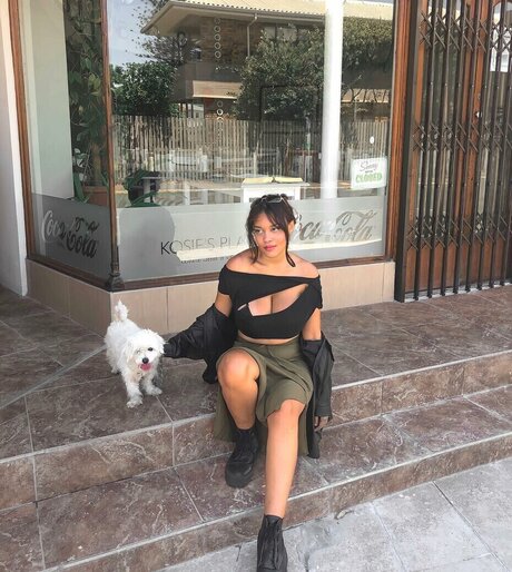 Nakishka model hot galleries