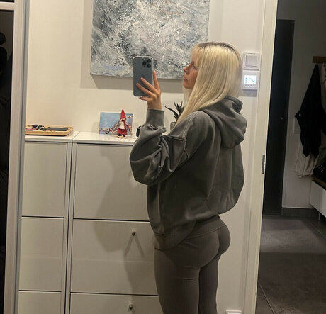 Annagretaaaa Profile pic