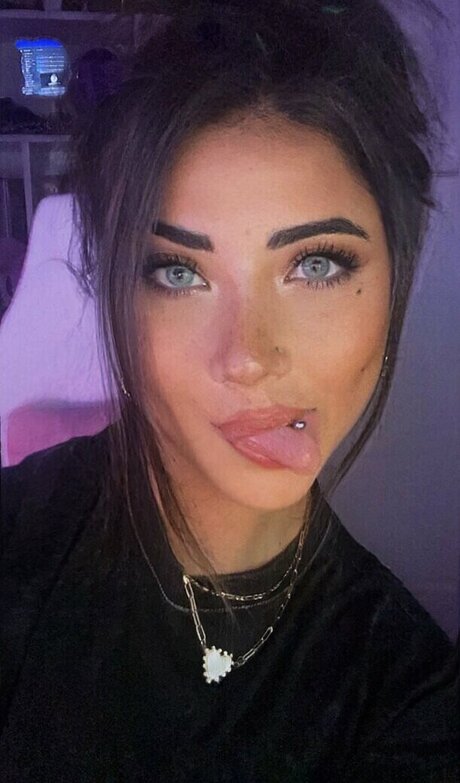 Selenalenaxo model high quality gallery