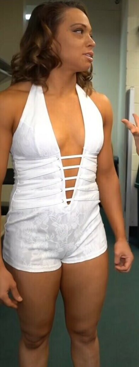 WWE Zoey Stark pornstar image