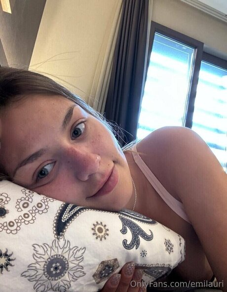 emilauri model top galleries