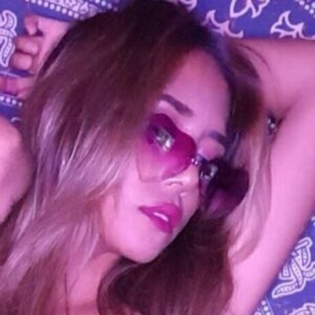 Saturnna Moon porn model picture