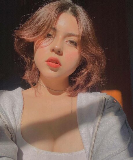 Vaniasse art star photo