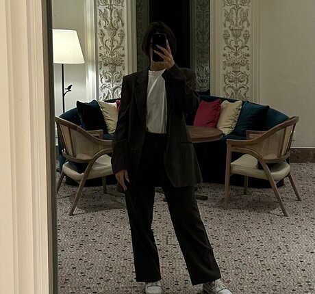 Lara Juice hot pornstar images